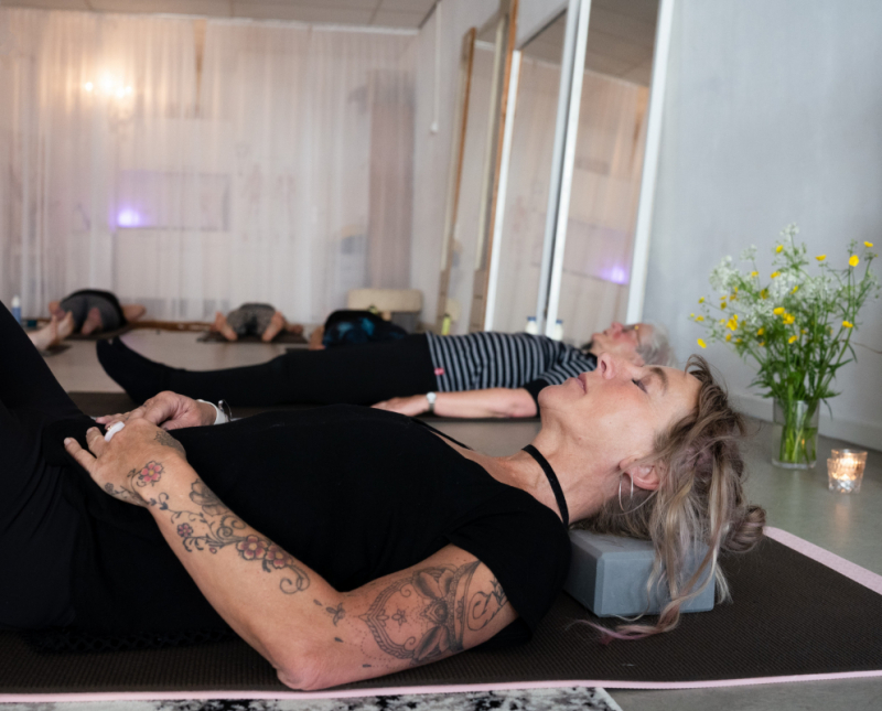 meditatieve yoga bij studioies.nl Oisterwijk